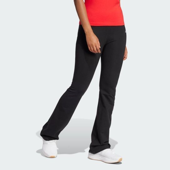 Calça Legging Adidas Flare Essentials com Logo Pequeno Feminina