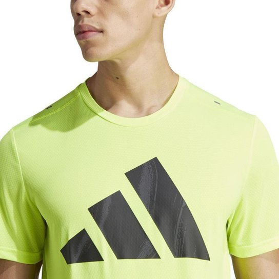 Camiseta Adidas Brand Love Masculina