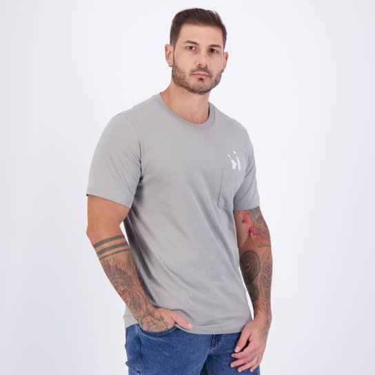 Camiseta Adidas Grafica Slide Com Bolso Cinza