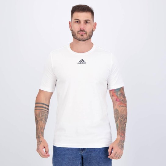 Camiseta Adidas Small Logo Tee Branca