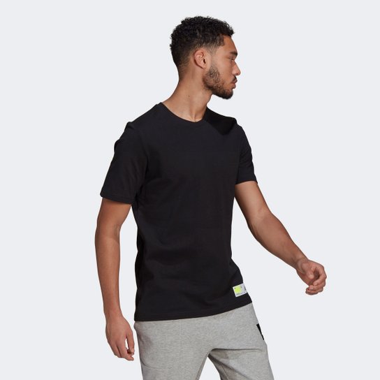 Camiseta Adidas Tech Grade Masculina - Preto