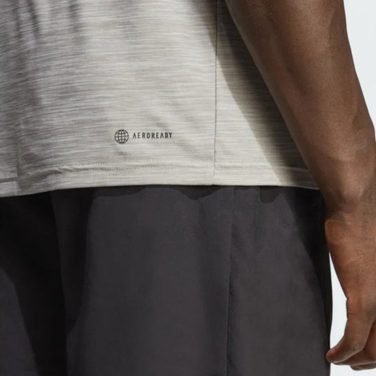 Camiseta Adidas Treino Alongamento Train Essentials Masculina