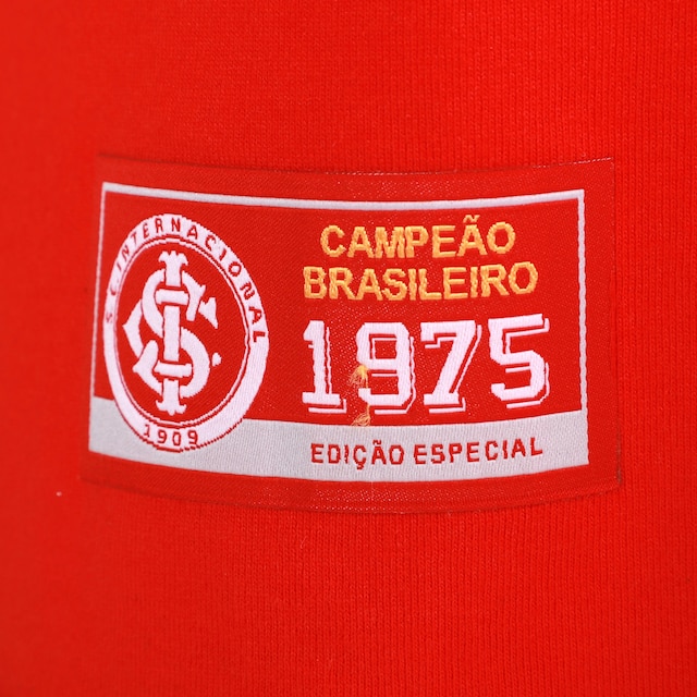 Camiseta Internacional Retrô Mania 1975 Feminina