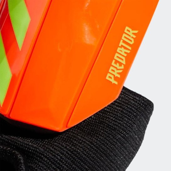 Caneleiras Predator Edge Match - adidas HC0624