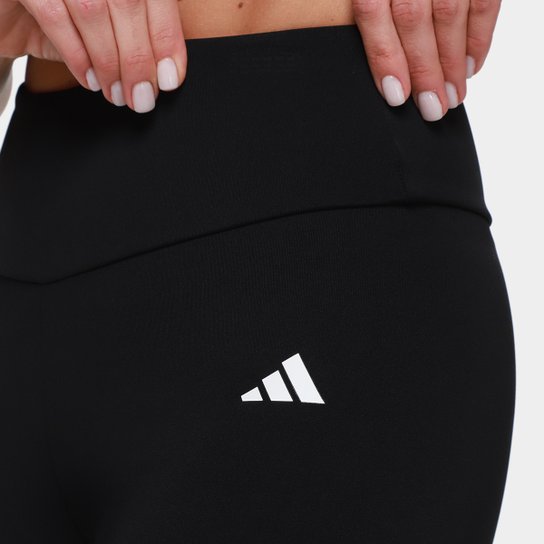 Short Adidas Treino Básico Feminino