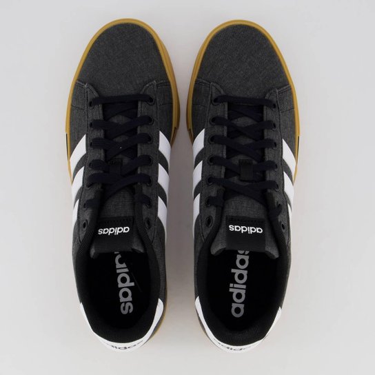 Tênis Adidas Daily 4.0 Preto e Branco